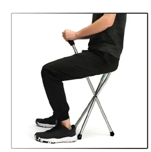 روش نشستن روی عصا صندلی